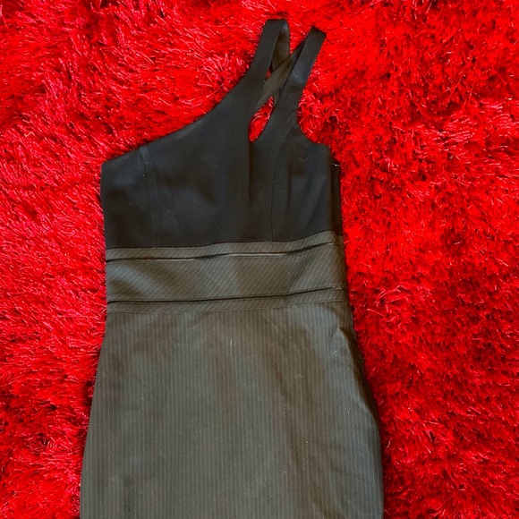 bebe Dress - Picture 2 of 2